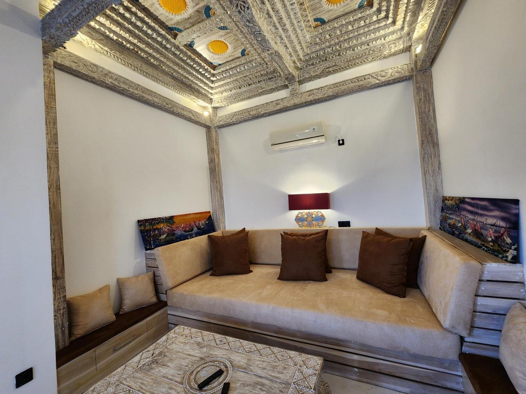 The Kayu Manis Villa Lovina Exteriör bild