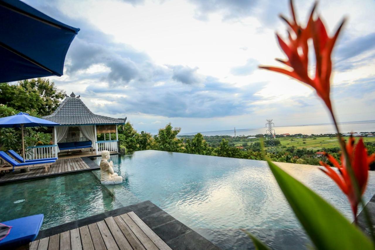 The Kayu Manis Villa Lovina Exteriör bild